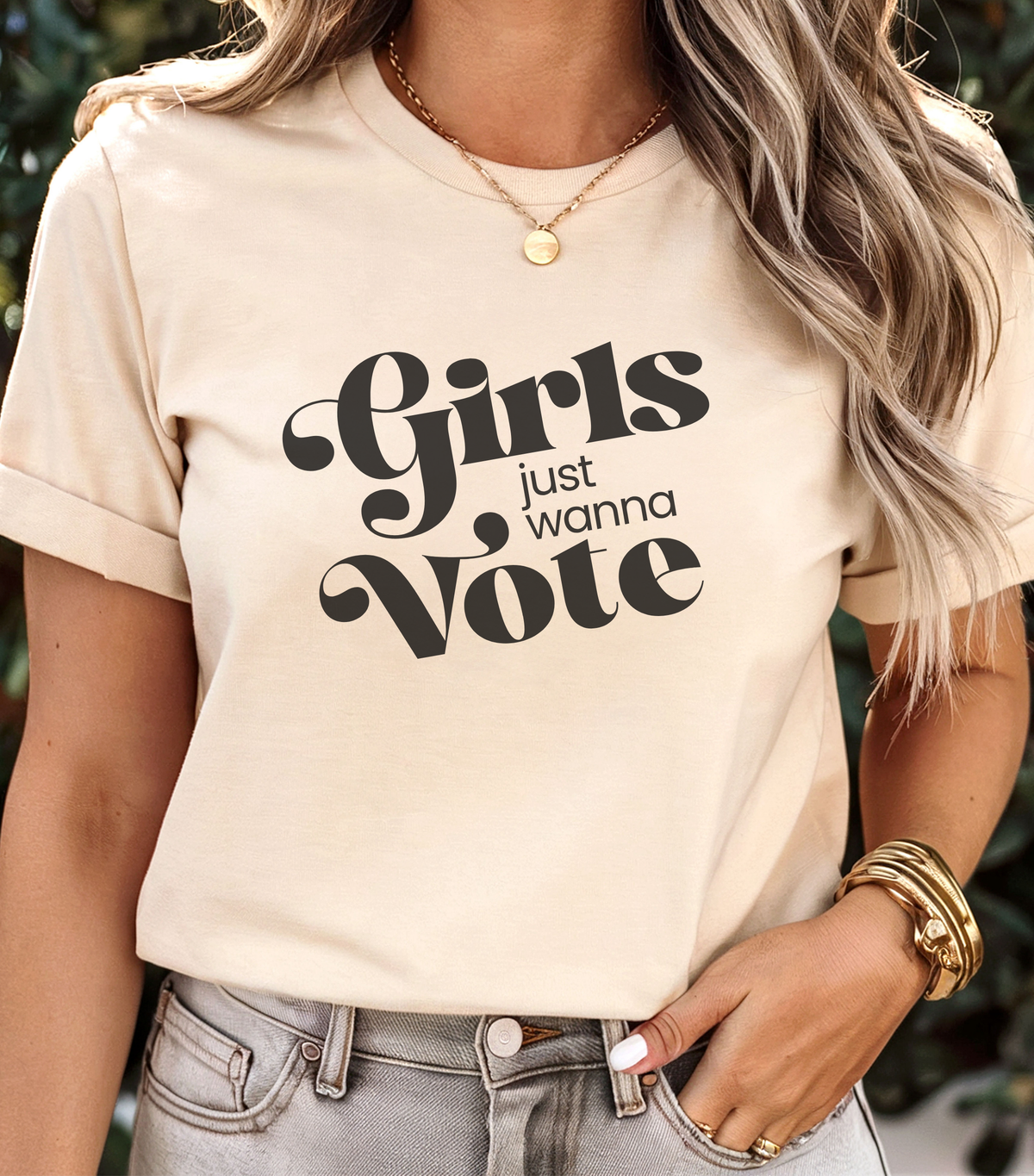 Girls Just Wanna Vote | T-Shirt